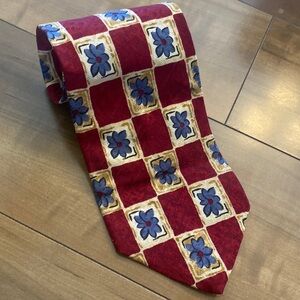 Barrington silk necktie‎ red with blue flowers 100% silk tie